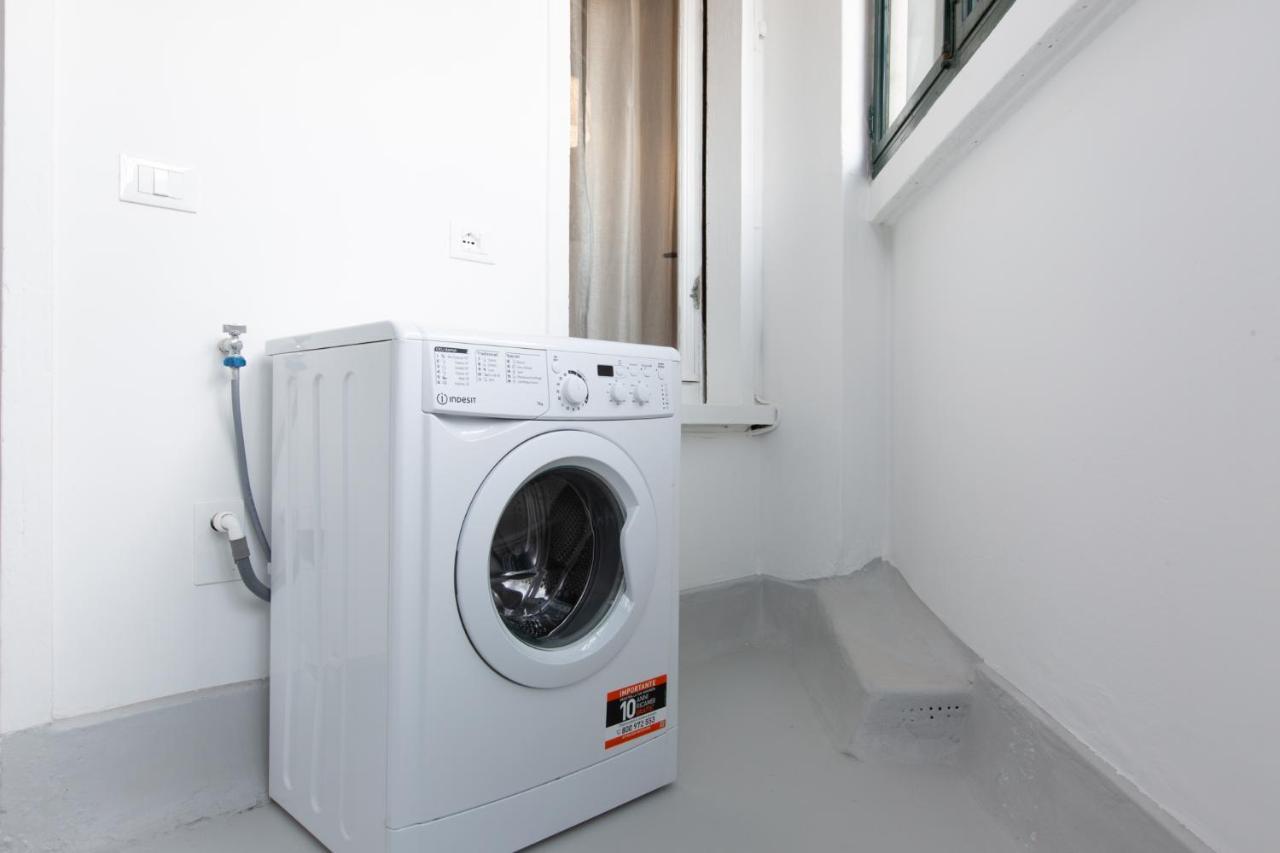 Italstay - Disciplini Apartment -10 Min Dal Duomo 米兰 外观 照片