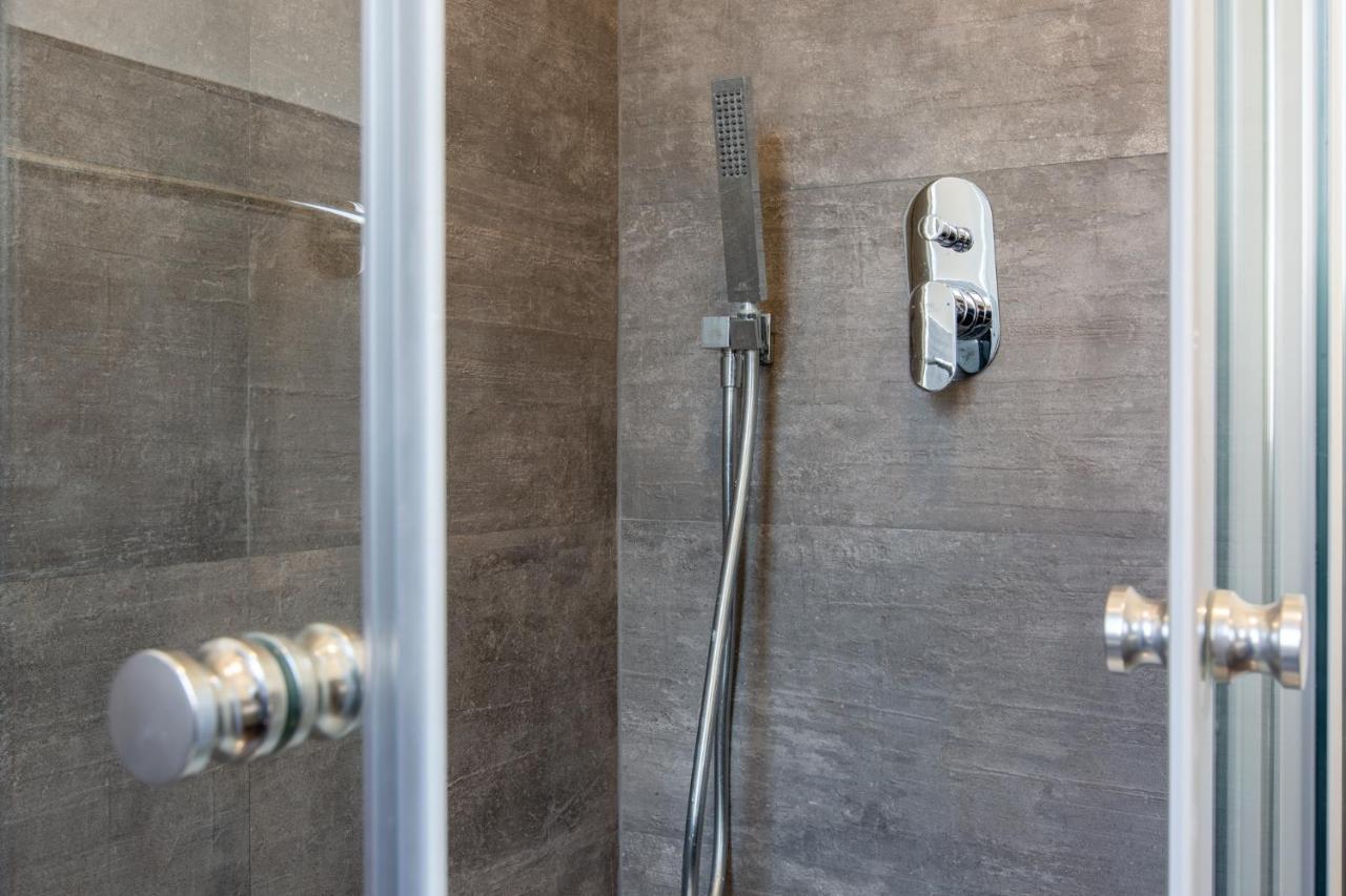 Italstay - Disciplini Apartment -10 Min Dal Duomo 米兰 外观 照片
