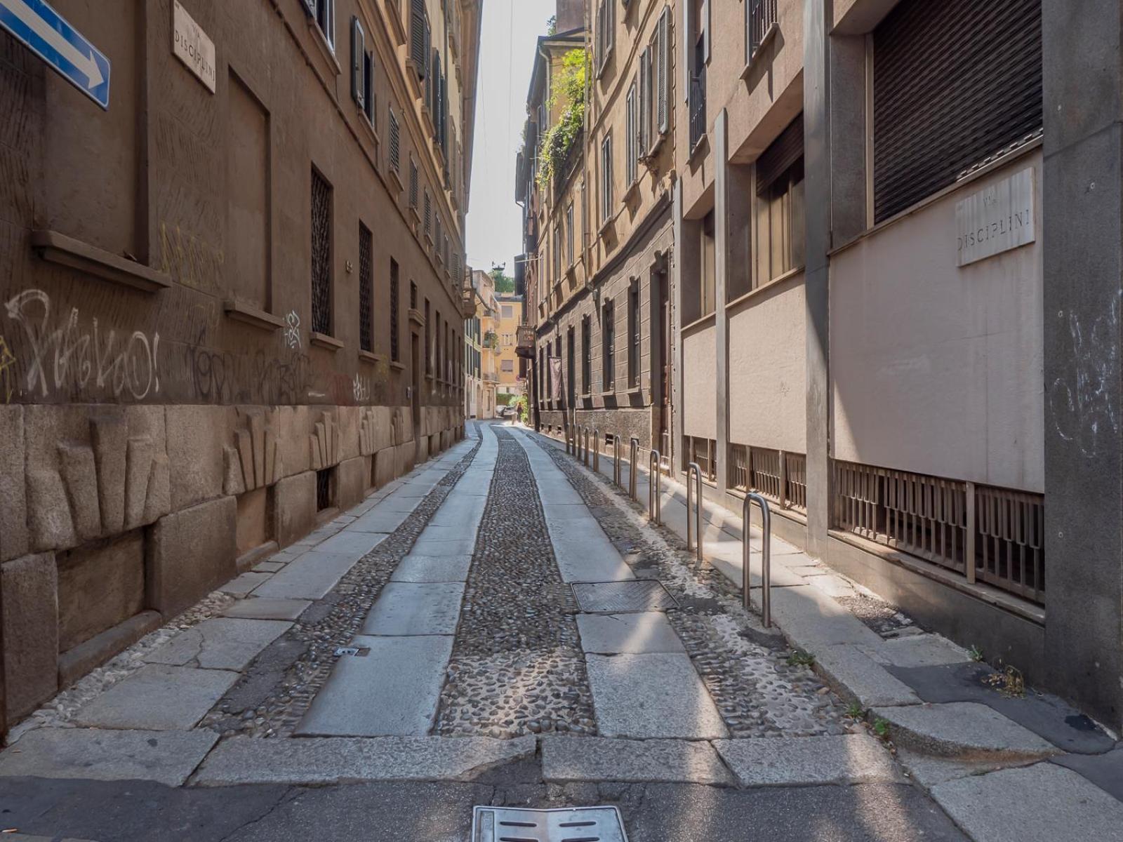 Italstay - Disciplini Apartment -10 Min Dal Duomo 米兰 外观 照片
